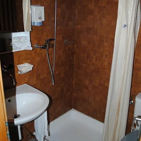 Ξενοδοχείο Hotel Residence 3*